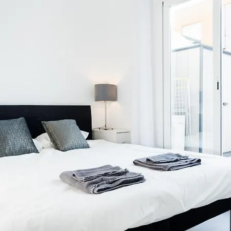 Cura Merino Rooftop Apartment